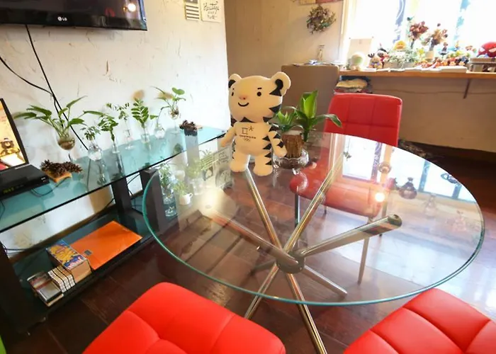 Comeinn Hongdae - Female Only * 서울특별시