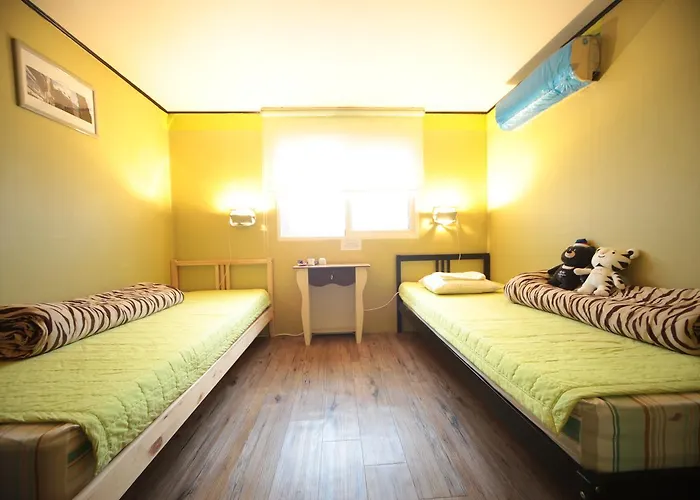 호스텔 Comeinn Hongdae - Female Only